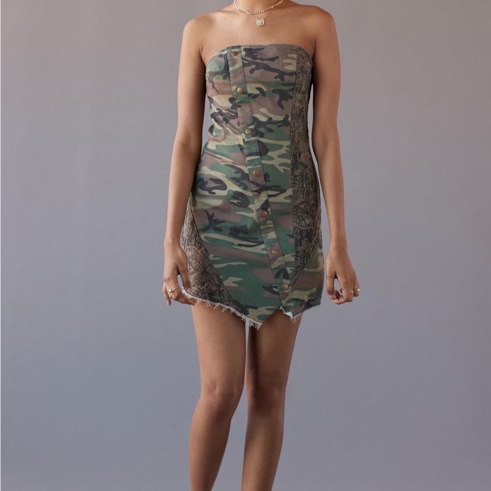 Urban Outfitters Denim Dress - Picture 3 of 4